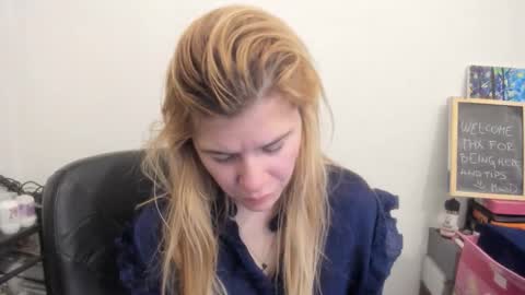 Snapshot of artsyandcraftsy_ chatting on 10, 1, 2026 MIA online show from 10, 1, 2026