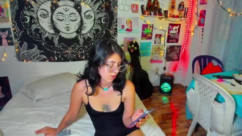 Isabella Cherry online show from 2, 4, 2026