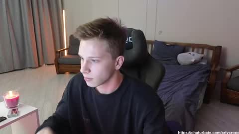 Snapshot of artycropp chatting on 19, 2, 2025 Archie online show from 19, 2, 2025