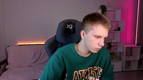 Snapshot of artycropp chatting on 10, 10, 2025 Archie online show from 10, 10, 2025