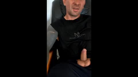 Snapshot of arunboy81 chatting on 30, 4, 2026 Lucash413 online show from 30, 4, 2026