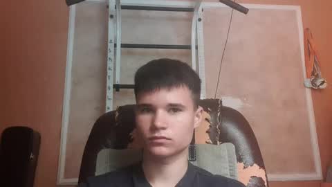 Snapshot of arvyn_ chatting on 12, 4, 2026 Denis online show from 12, 4, 2026