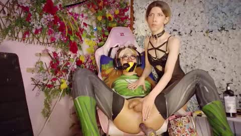 Snapshot of asami_y chatting on 13, 11, 2025 Asami online show from 13, 11, 2025