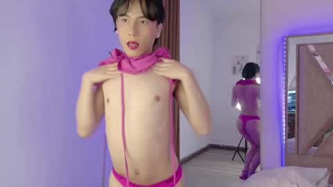 Ash Femboy online show from 22, 9, 2025