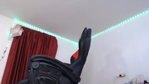 ashelyhots9inches online show from 1, 7, 2026