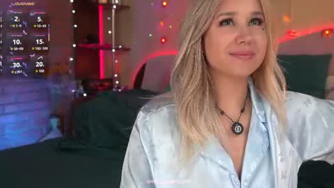 Snapshot of asherat69 chatting on 20, 7, 2026 Anna Anya online show from 20, 7, 2026