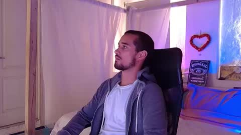 Snapshot of asherxxx_ chatting on 24, 2, 2026 CARIBBEAN DREAM online show from 24, 2, 2026