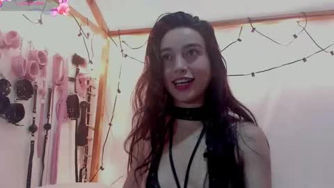 Snapshot of ashley_7777 chatting on 17, 12, 2025 ashley_7777 online show from 17, 12, 2025