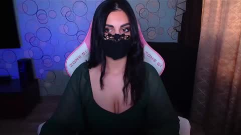   Yasmina   online show from 13, 11, 2025