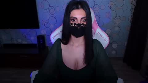   Yasmina   online show from 4, 6, 2026