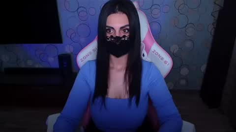  Yasmina   online show from 20, 7, 2026