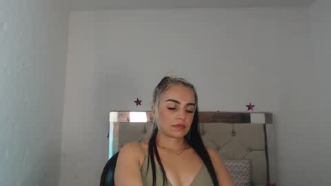 Snapshot of ashley__tylor chatting on 14, 1, 2025 ashley__tylor online show from 14, 1, 2025