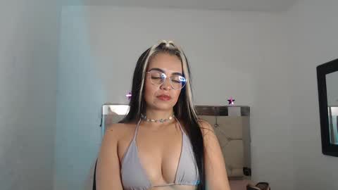 Snapshot of ashley__tylor chatting on 30, 1, 2025 ashley__tylor online show from 30, 1, 2025