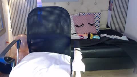 Snapshot of ashley__tylor chatting on 29, 4, 2026 ashley__tylor online show from 29, 4, 2026