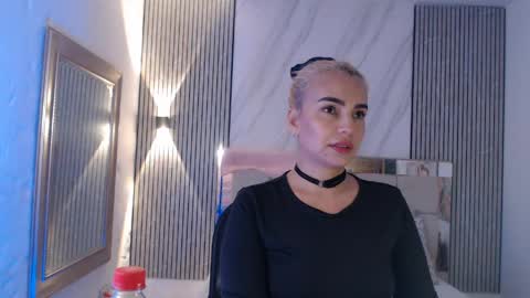 Snapshot of ashley__tylor chatting on 6, 6, 2026 ashley__tylor online show from 6, 6, 2026