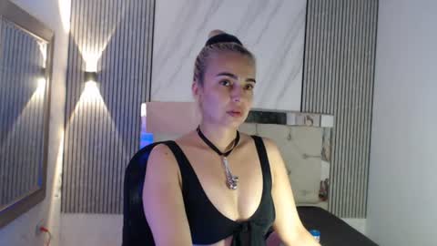 Snapshot of ashley__tylor chatting on 29, 6, 2026 ashley__tylor online show from 29, 6, 2026