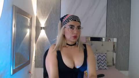 Snapshot of ashley__tylor chatting on 24, 7, 2026 ashley__tylor online show from 24, 7, 2026