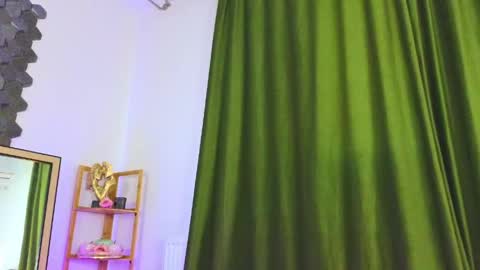 ashley_is_heree online show from 13, 3, 2026