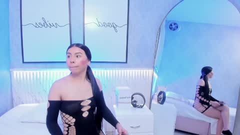 Snapshot of ashley_lee4u chatting on 15, 5, 2026 ASHLEY online show from 15, 5, 2026