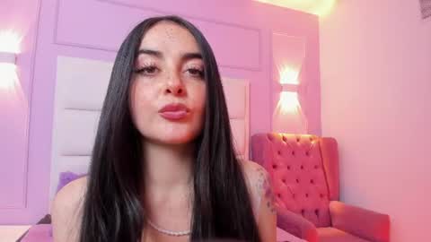 Snapshot of ashley_petit chatting on 28, 7, 2026 ashley_petit online show from 28, 7, 2026