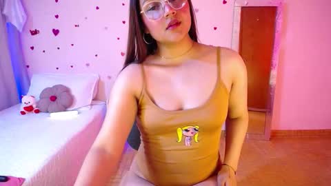 Ashlei Evanz online show from 14, 11, 2025