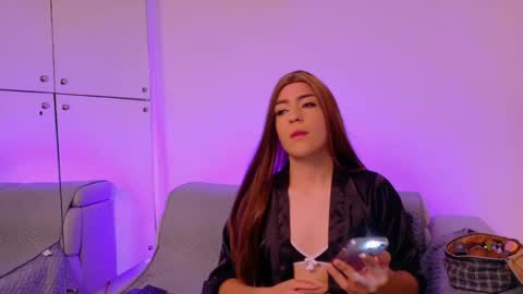 Snapshot of ashleymonroee_ chatting on 20, 4, 2026 ASHLEY online show from 20, 4, 2026