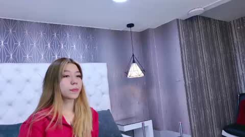 Snapshot of ashleyroberh chatting on 7, 7, 2026 AshleyRoberh online show from 7, 7, 2026