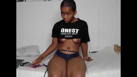 Snapshot of ashleyt255 chatting on 14, 5, 2026 ashleyt255 online show from 14, 5, 2026