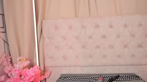 Ashley Lauren online show from 7, 1, 2025