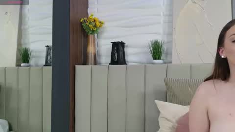 AshleyVance online show from 10, 3, 2026