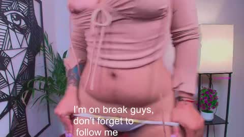 Snapshot of ashleyy18__ chatting on 2, 6, 2026 Ashleyy18 online show from 2, 6, 2026