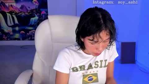 Snapshot of ashlleycam chatting on 12, 2, 2025 Fer online show from 12, 2, 2025