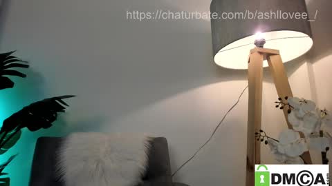 ashllovee online show from 28, 2, 2025