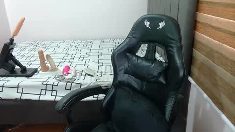 ashly online show from 25, 1, 2025