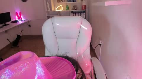 Snapshot of ashly_nova chatting on 18, 7, 2026 Ashly online show from 18, 7, 2026