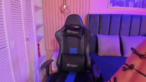 ashlye_miller_ online show from 10, 1, 2025