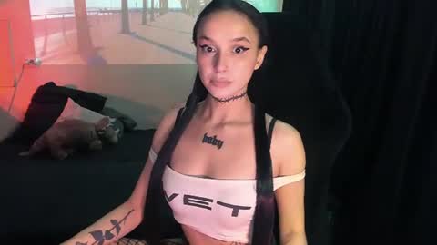 Mila online show from 28, 6, 2026