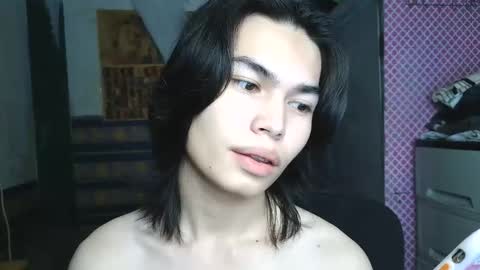 asian_babyboi online show from 13, 1, 2026