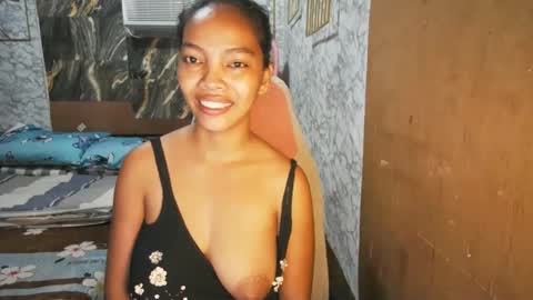 Snapshot of asian_janeth chatting on 6, 2, 2026 im janeth single mom online show from 6, 2, 2026