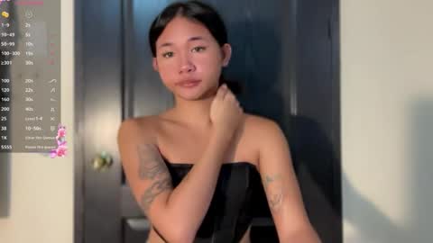 Snapshot of asian_loloera chatting on 22, 5, 2026 Rhea online show from 22, 5, 2026