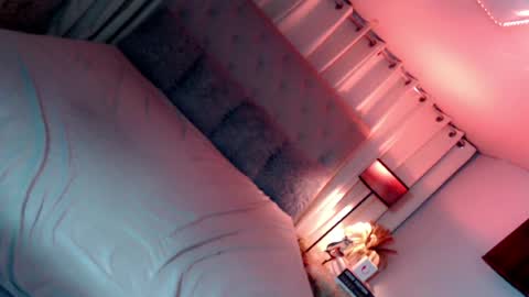 Snapshot of asian_loloera chatting on 13, 7, 2026 Rhea online show from 13, 7, 2026
