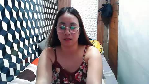 Trixie online show from 24, 4, 2026