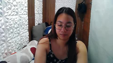 Snapshot of asian_sexydimples chatting on 11, 5, 2026 Trixie online show from 11, 5, 2026
