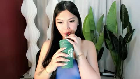 Snapshot of asiancumgirlxxx_ chatting on 3, 3, 2026 asiancumgirlxxx_ online show from 3, 3, 2026