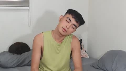 Snapshot of asiancummer_bry69 chatting on 12, 1, 2025 Bry online show from 12, 1, 2025