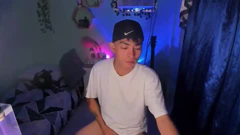 Snapshot of asiancummer_bry69 chatting on 29, 11, 2025 Bry online show from 29, 11, 2025