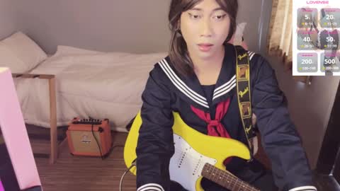 Snapshot of asianfemboycd chatting on 16, 12, 2024 Emi online show from 16, 12, 2024