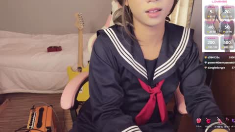 Snapshot of asianfemboycd chatting on 16, 12, 2024 Emi online show from 16, 12, 2024