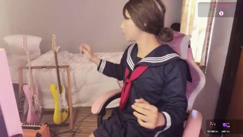 Snapshot of asianfemboycd chatting on 5, 3, 2025 Emi online show from 5, 3, 2025