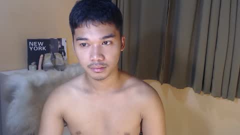Snapshot of asianhunk_jamesx chatting on 7, 10, 2025 asianhunk_jamesx online show from 7, 10, 2025